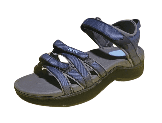 Sport sandal with a custom lift